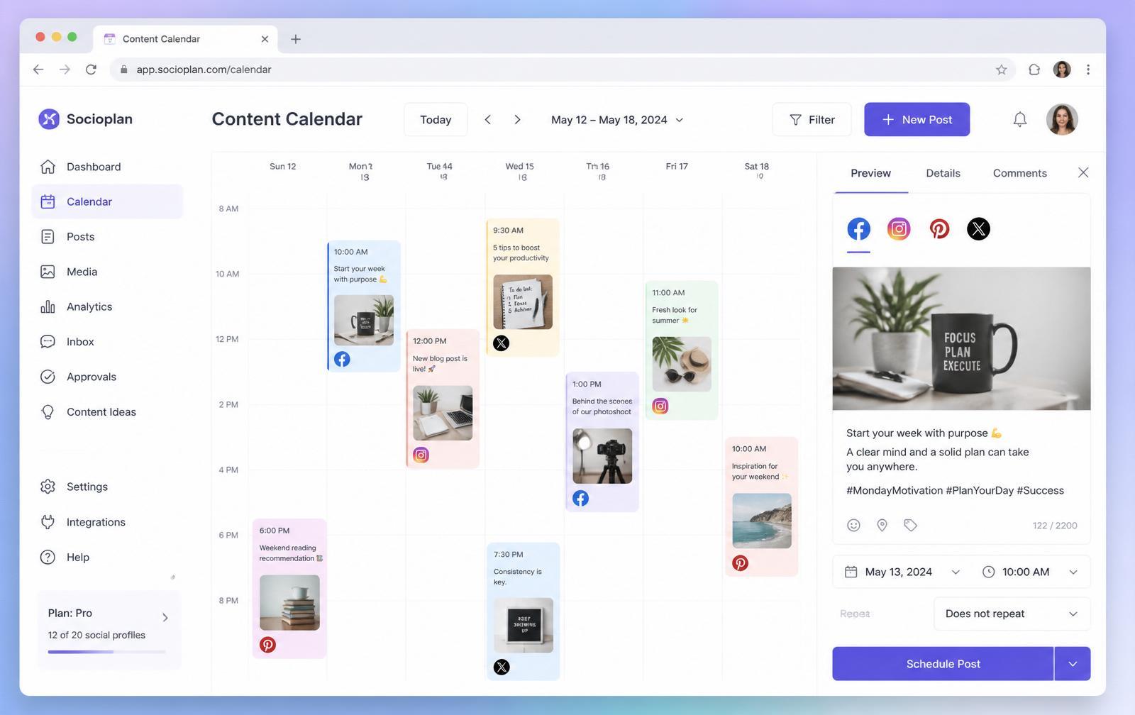 Content-Kalender — Beiträge planen Wochenansicht des Content-Kalenders mit geplanten Beiträgen für Facebook, Instagram, Pinterest und X